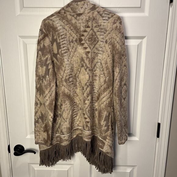 Lucky Brand Women’s L Cardigan Sweater Fringe Hem Aztec Boho Tan/Beige - Picture 4 of 9